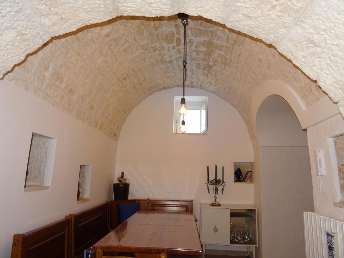 Trulli Di Zia Tata Guest House Locorotondo Exterior foto