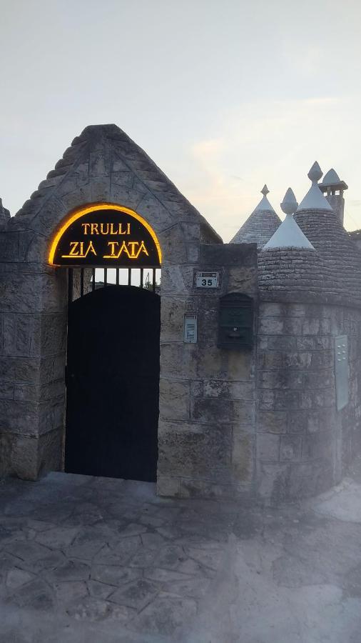 Trulli Di Zia Tata Guest House Locorotondo Exterior foto