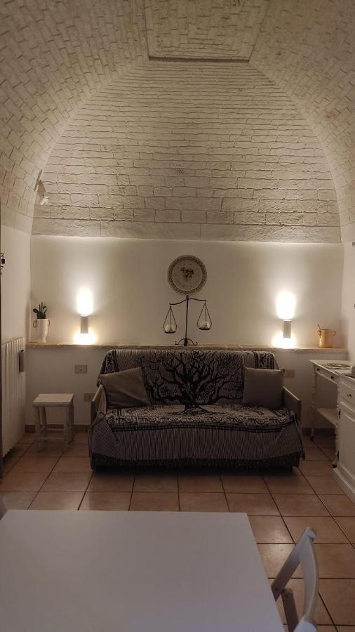 Trulli Di Zia Tata Guest House Locorotondo Exterior foto