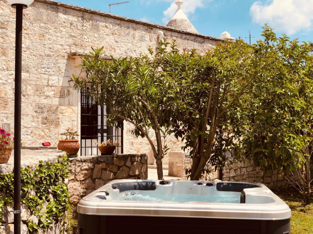 Trulli Di Zia Tata Guest House Locorotondo Exterior foto