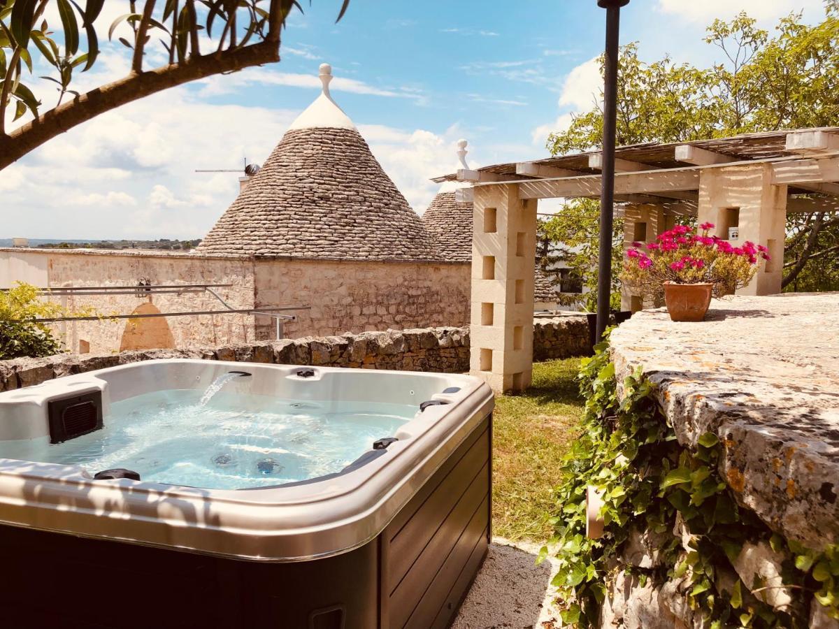 Trulli Di Zia Tata Guest House Locorotondo Exterior foto