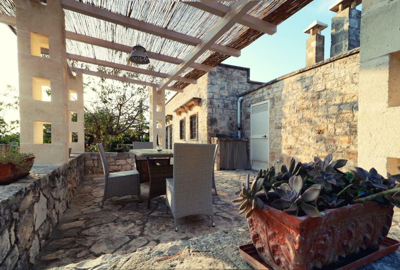 Trulli Di Zia Tata Guest House Locorotondo Exterior foto
