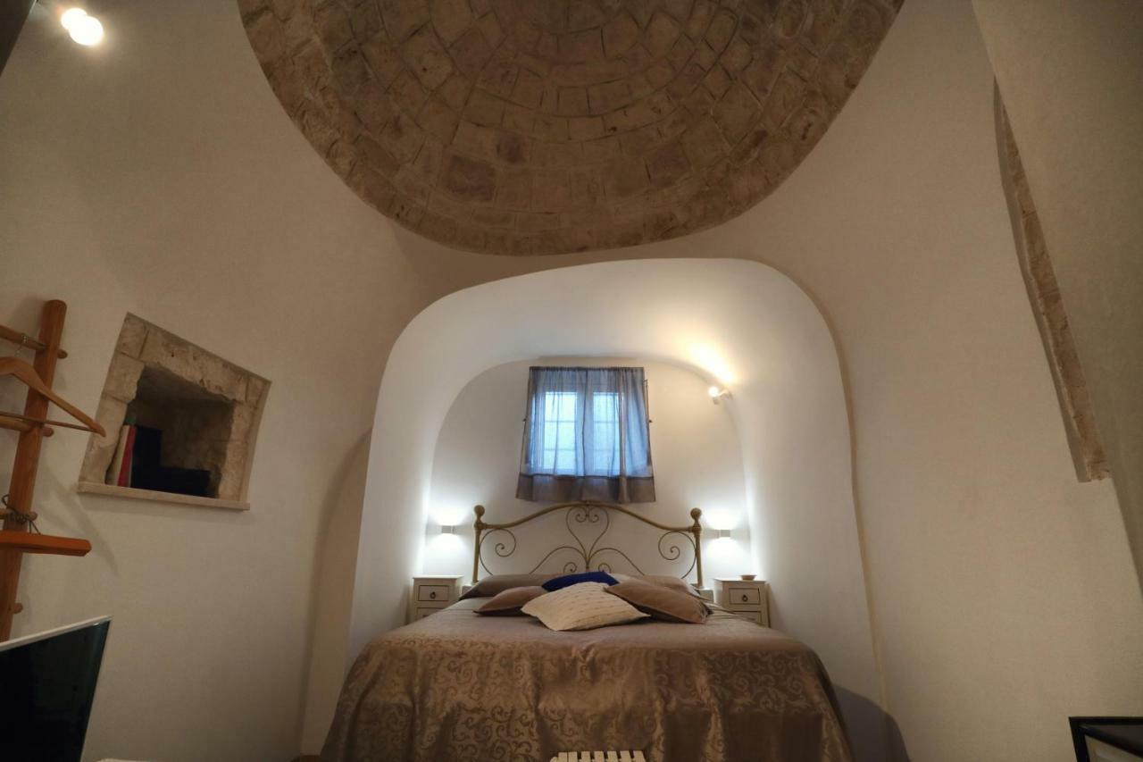 Trulli Di Zia Tata Guest House Locorotondo Exterior foto